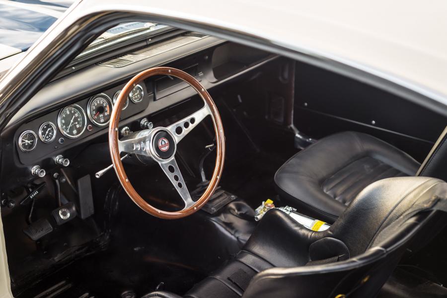 Интерьер Shelby GT350R (5R213) 1965 года  (фото 9 из 29)